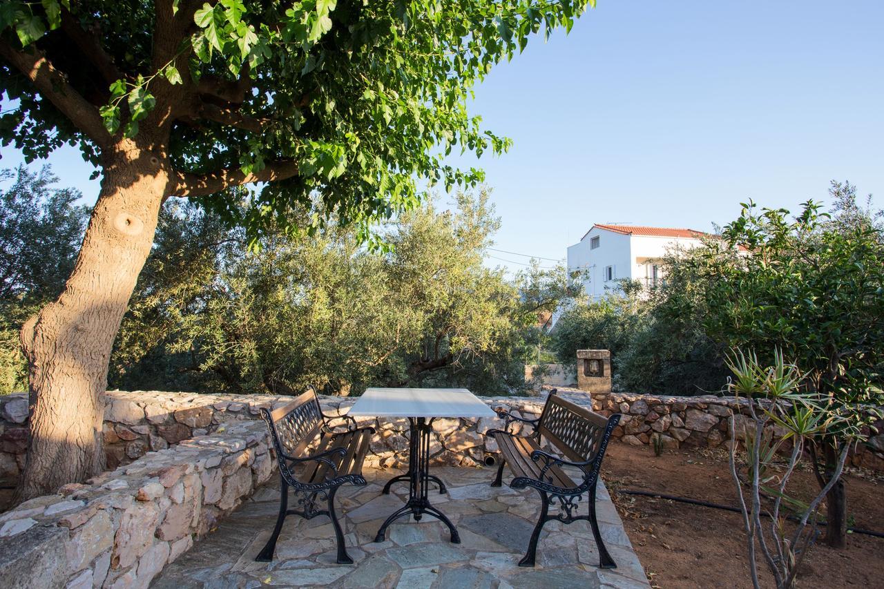 Georgia's * Monemvasia